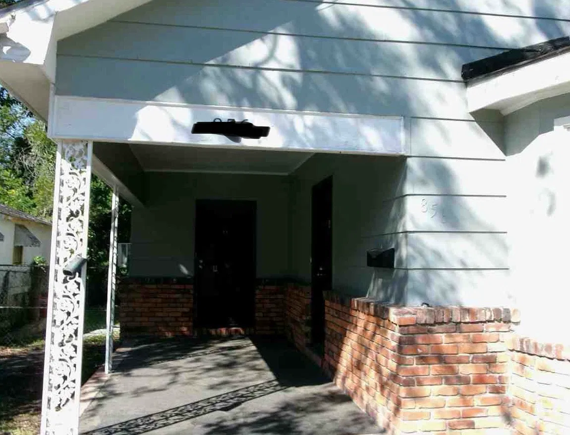 2 bed, 500 sqft, $1,100 — Photo 1