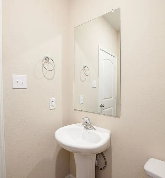 1917 Dahlia Way — Photo 16