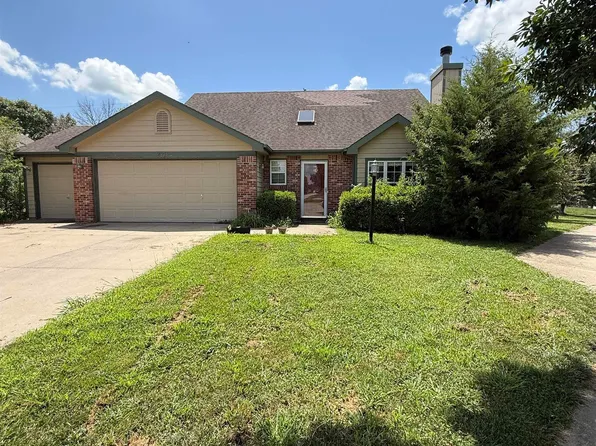 4321 W 26th Ter, Lawrence, KS 66047