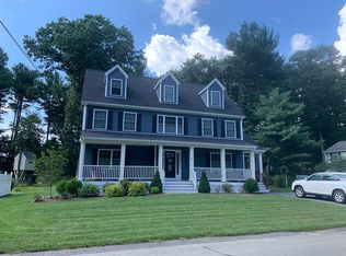 25 Greenwood Rd, Burlington, MA 01803