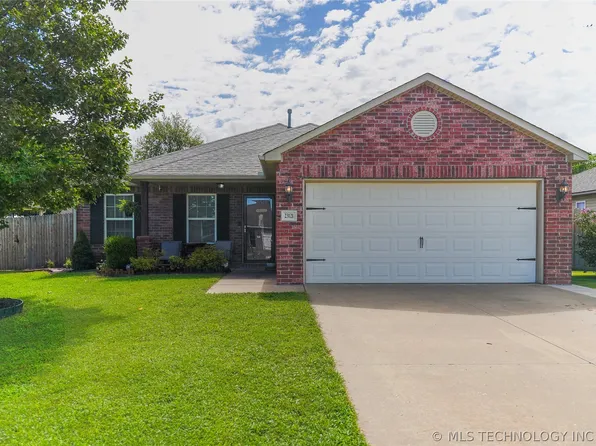 23121 Bessie Blvd, Claremore, OK 74019