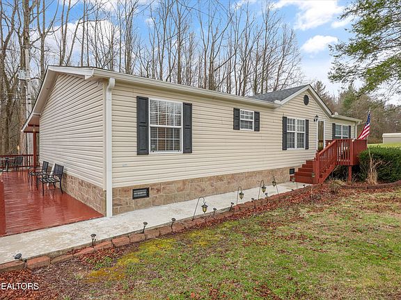 2nd image of 156 Lee Terry Rd