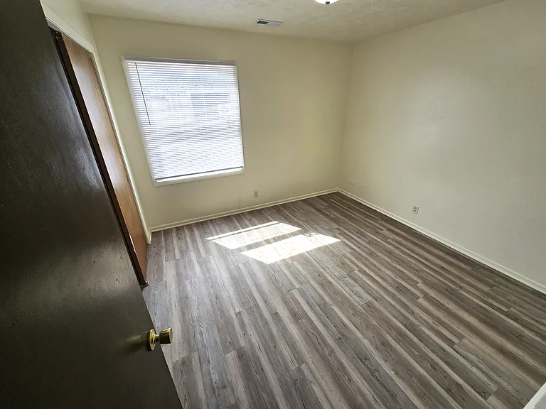 French Quarter Apartments — Photo 18