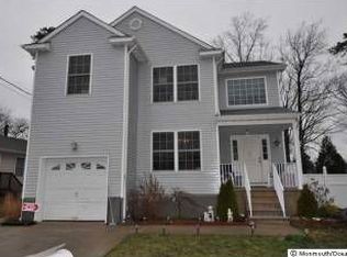 124 Mizzen Ave, Beachwood, NJ 08722