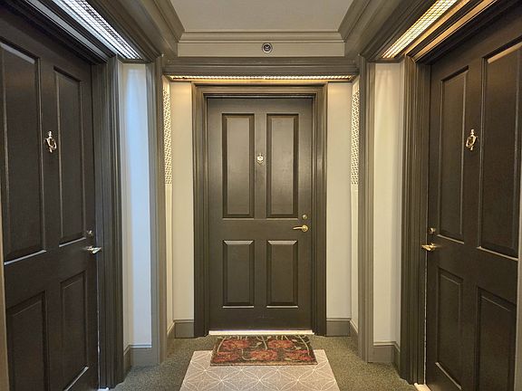 5th image of 601 Pennsylvania Ave NW Unit 1