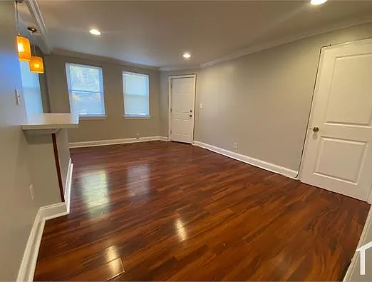 5636 Midwood Ave #1 — Photo 9