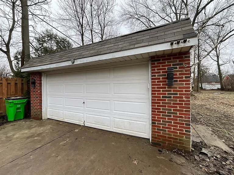 20210 Gladstone Rd — Photo 57