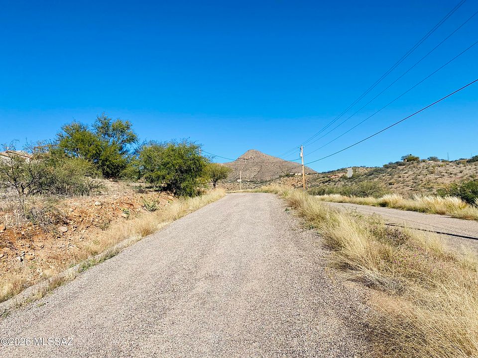 2nd image of 302 Camino La Pasida