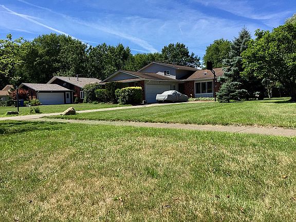 4th image of 6308 Denise Dr