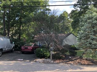 208 Compass Rd, Manahawkin, NJ 08050