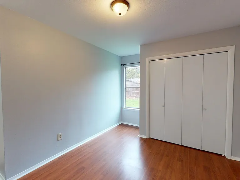 7611 Lunar Dr — Photo 26