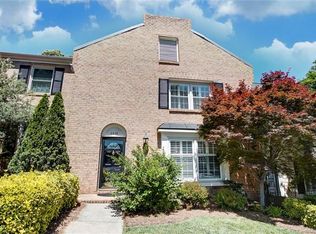 6834 Dumbarton Dr, Charlotte, NC 28210