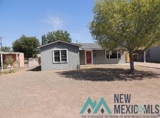 304 W McArthur Ave, Artesia, NM 88210