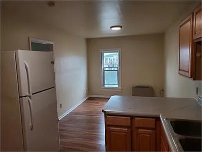 204 Grand Ave #2 — Photo 89