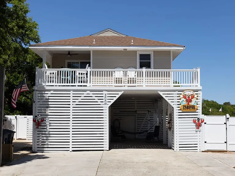 300 W Wilkinson St #AA — Photo 5
