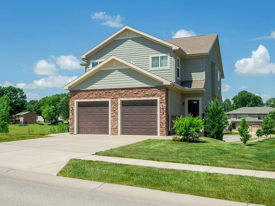 Prairie Pines Townhomes
