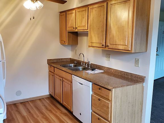3rd image of 2786 Willow Dr #2788-2