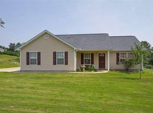 102 Summer Ln, Liberty, SC 29657