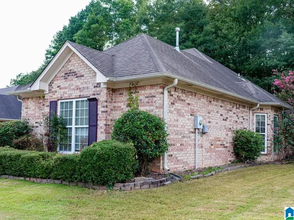 321 Chesser Plantation Ln, Chelsea, AL 35043