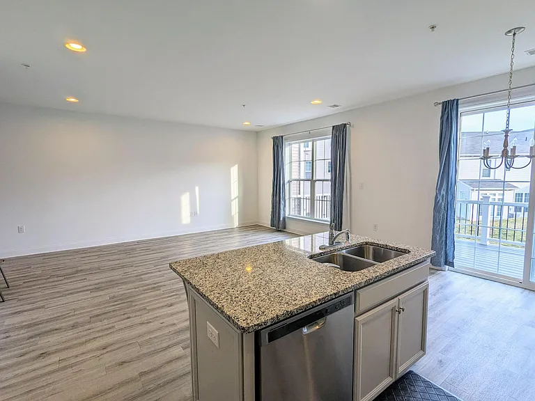 2204 Red Fox Dr — Photo 9