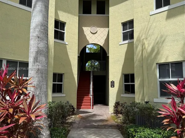 290 NW 109th Ave, Miami, FL