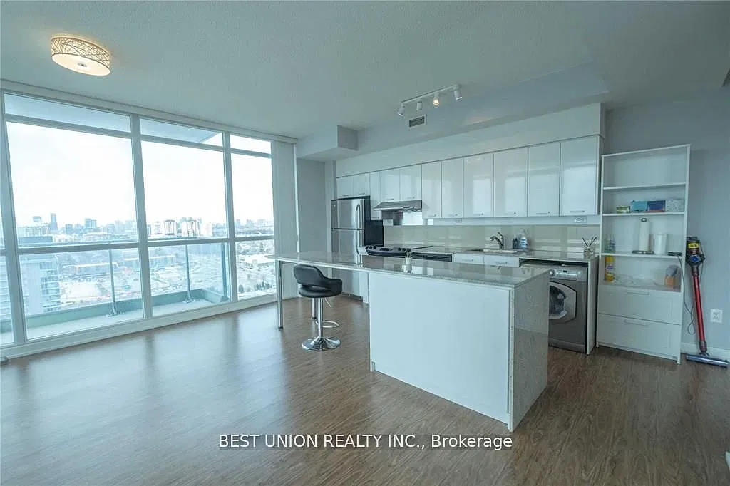 3 bed, $3,200 — Photo 2