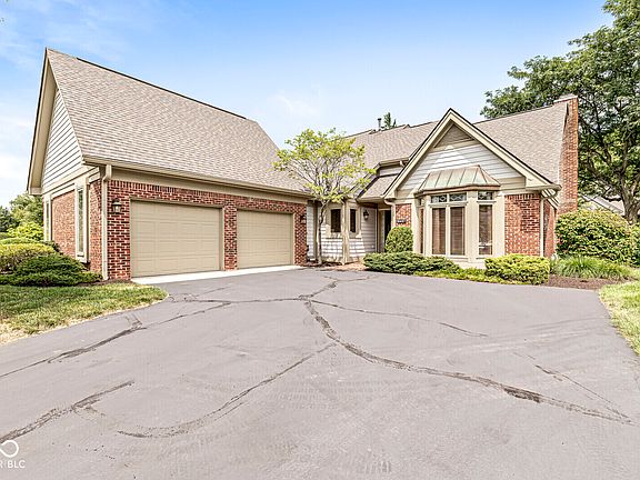 2nd image of 9457 Tamarack Dr