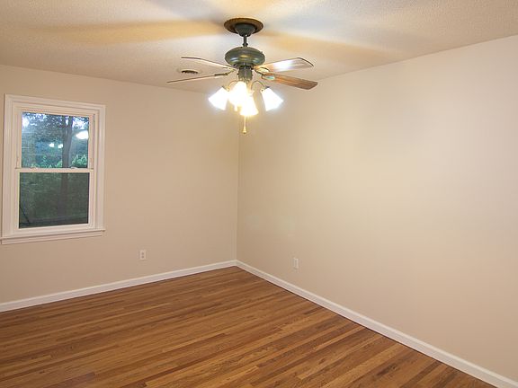 2nd Upstairs Bedroom