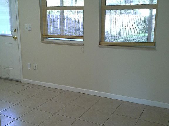 5th image of 289 Monterey Ave