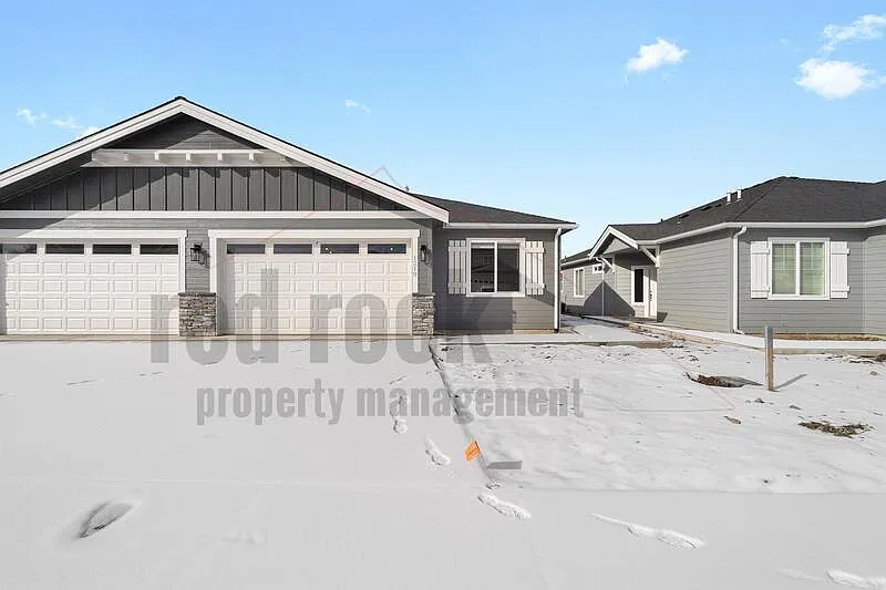 1219 N Tschirley Rd #1