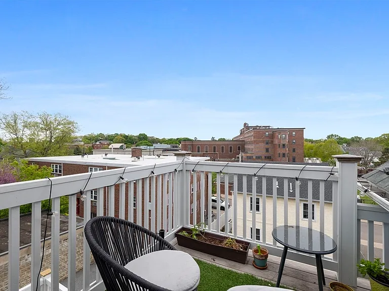 44 Evergreen St #3 — Photo 21