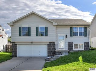 6615 N 79th St, Omaha, NE 68122