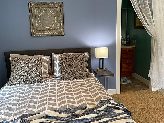2nd image of 61525 Cultus Lake Ct