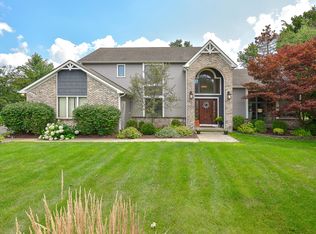 3077 Textile Rd, Saline, MI 48176