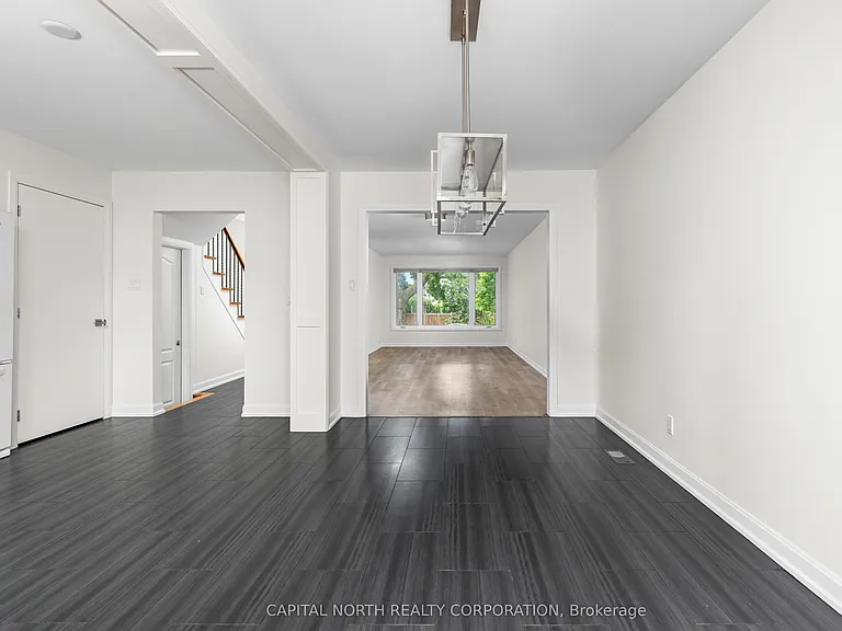 2396 Barcella Cres — Photo 10