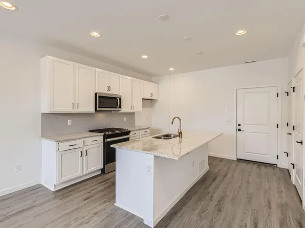 7890 Merino Ln #B, Littleton, CO 80125