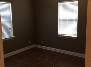 2437 Robert St #2ND, New Orleans, LA 70115
