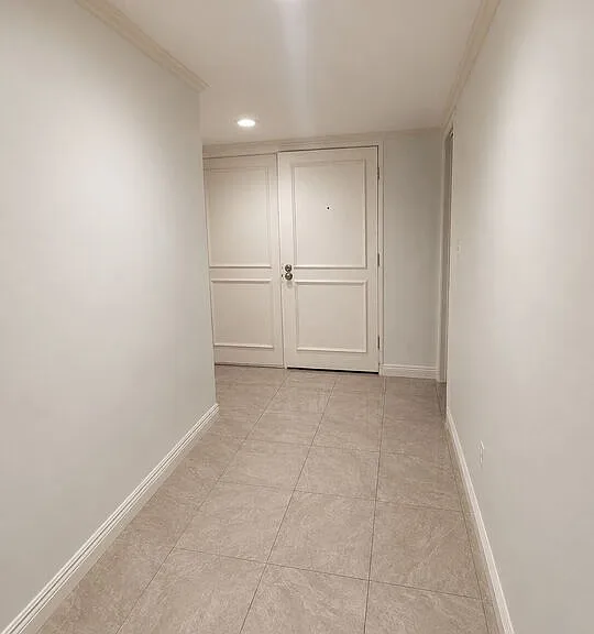 1818 Pelham Ave #103 — Photo 5