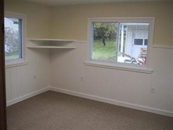 5th image of 506 Karen Dr