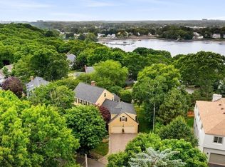 33 Pinecliff Dr, Marblehead, MA 01945