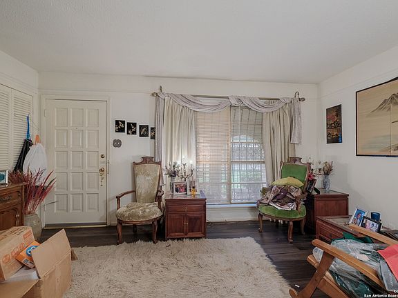 2nd image of 4423 SEABREEZE DR