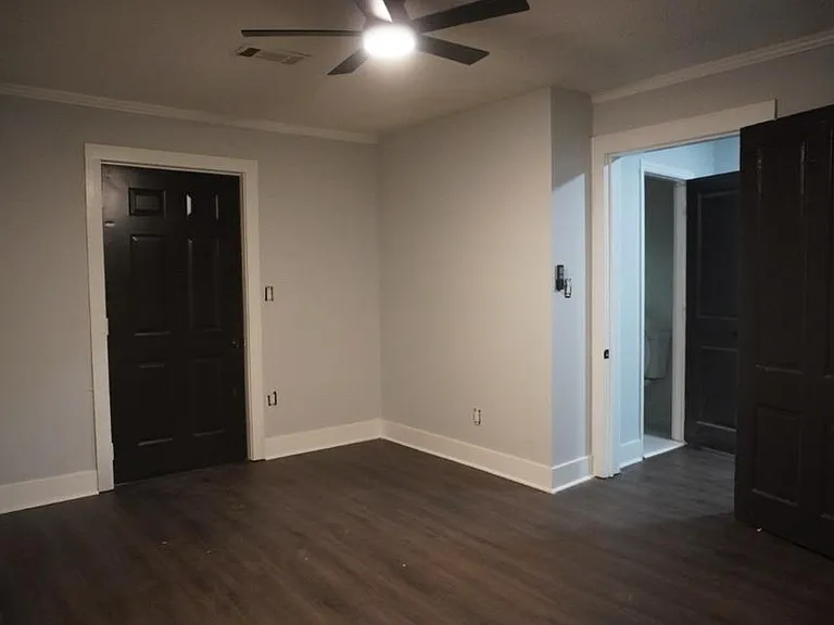 209 Railroad Ave — Photo 10