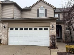 41568 Glade Rd #52, Canton, MI 48187