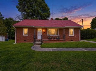 306 Oakgrove Dr, Graham, NC 27253
