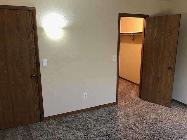1st image of 344 Wallace St APT B04