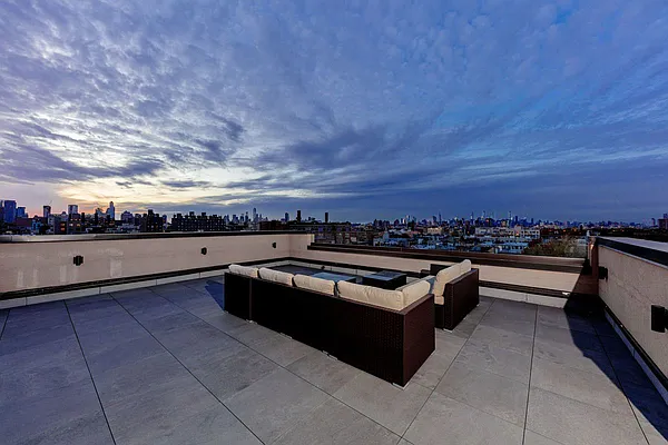 Rented by Keller Williams NYC | media 24