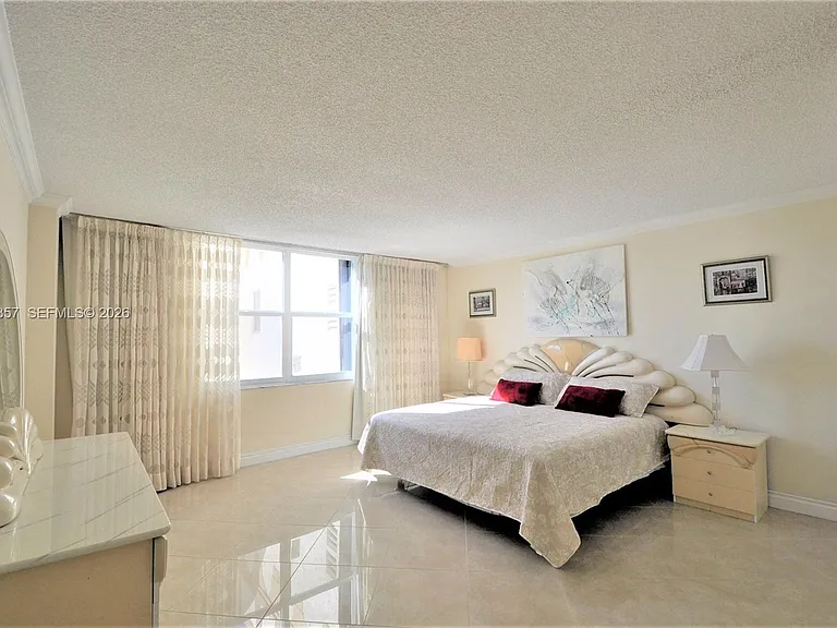1865 S Ocean Dr #20H — Photo 3