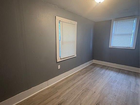 5th image of 5214 Scarritt Ave