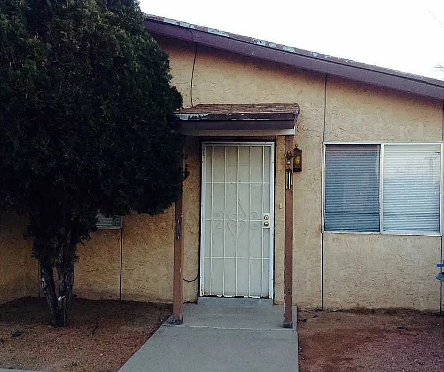 1905 B Karen Sue - 1 — Photo 1