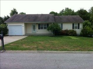 400 Lauderdale Dr, Glasgow, KY 42141